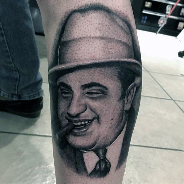 50 Al Capone Tattoos für Männer - Gangster Design-Ideen  
