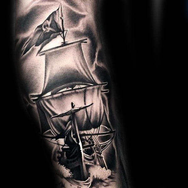 40 Piraten Flagge Tattoo-Designs für Männer - Jolly Roger Ink Ideen  