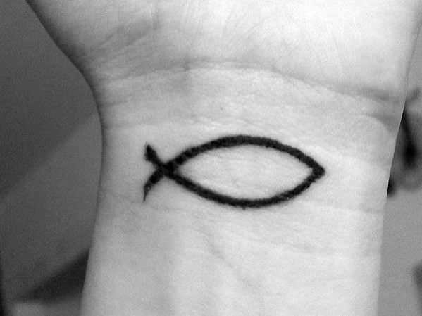 40 Ichthus Tattoo-Designs für Männer - Jesus Fisch Tinte Ideen  