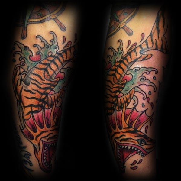 50 Tiger Shark Tattoo Designs für Männer - Sea Tiger Ink Ideen  