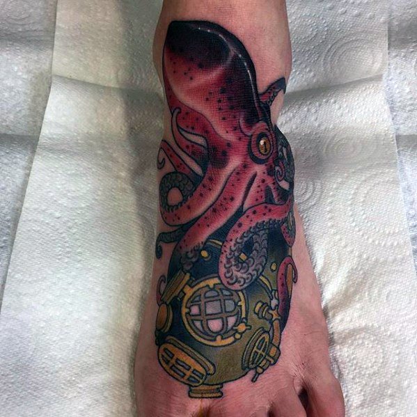 60 Taucherhelm Tattoo Designs für Männer - Deep Sea Ideen  