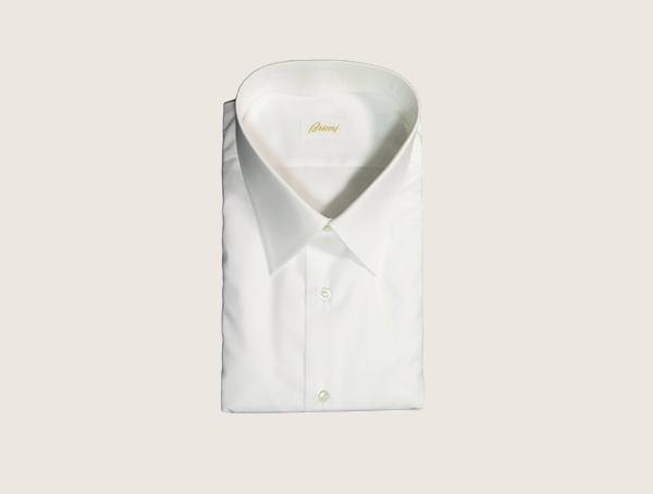 Top 25 der besten Hemden für Männer - Luxusmarken, die es wert sind, gekauft zu werden  