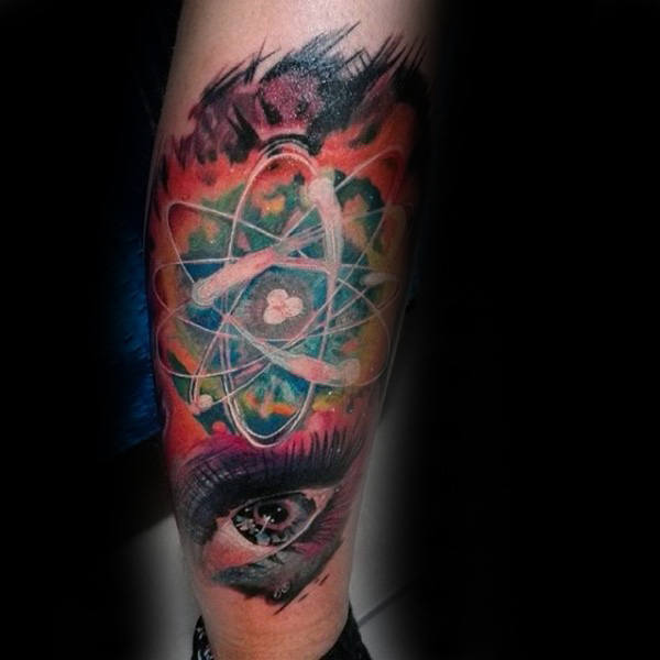 40 Atom Tattoo Designs für Männer - chemische Element Tinte Ideen  