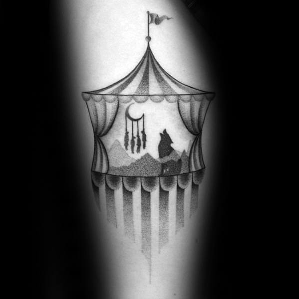 60 Zirkus Tattoos für Männer - unterhaltsame Design-Ideen  