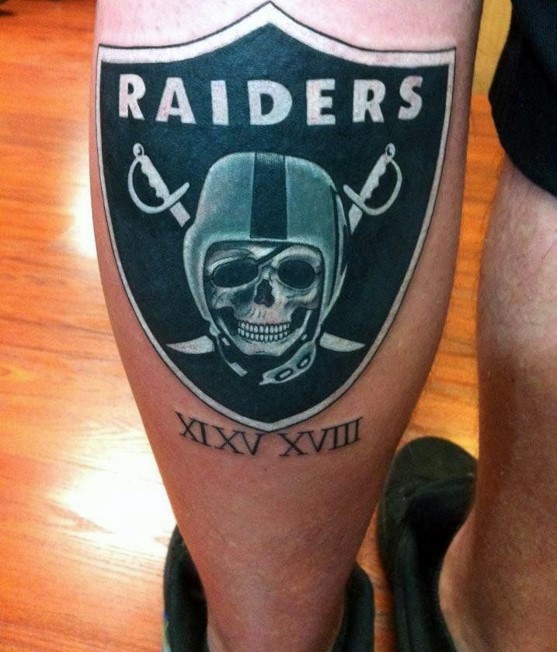 40 Oakland Raiders Tattoos für Männer - Fußball Tinte Design-Ideen  