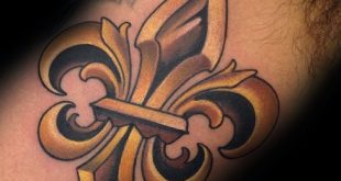 70 Fleur De Lis Tattoo Designs für Männer - stilisierte Lily Ink Ideen  