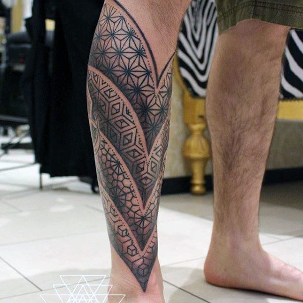 100 Muster Tattoos für Männer - Symmetrische Design-Ideen  