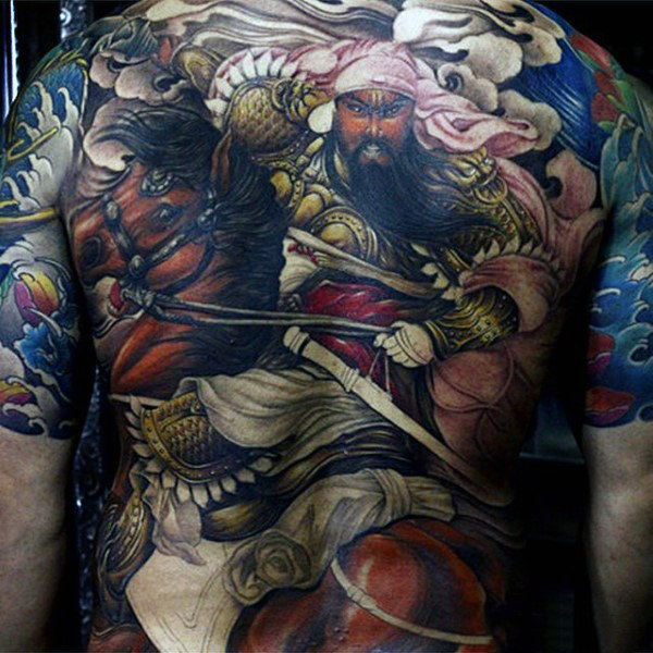 120 Full Back Tattoos für Männer - Maskulin Ink Designs  