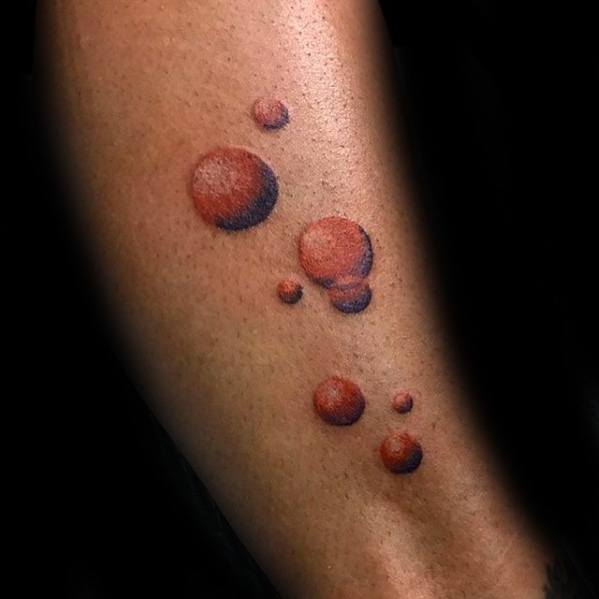 30 Bubble Tattoos für Männer - Circular Design-Ideen  