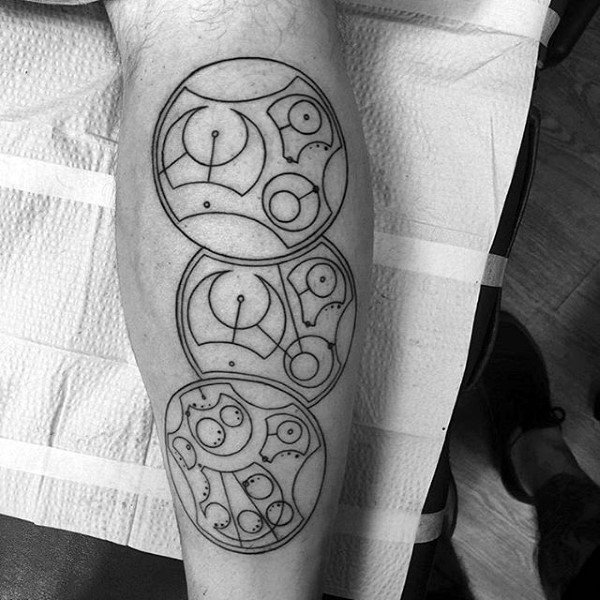 40 Gallifreyan Tattoo Designs für Männer - Doctor Who Ink Ideen  