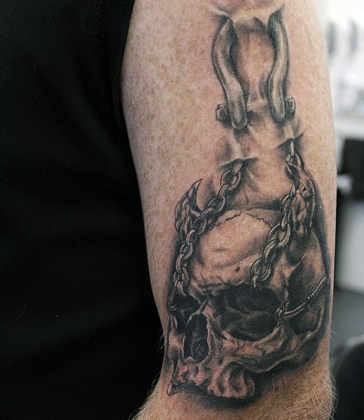 40 Ketten Tattoos für Männer - Manly Designs in der Stärke verbunden  