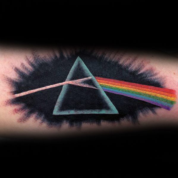 50 dunkle Seite des Mondes Tattoo Designs für Männer - Pink Floyd Ideen  
