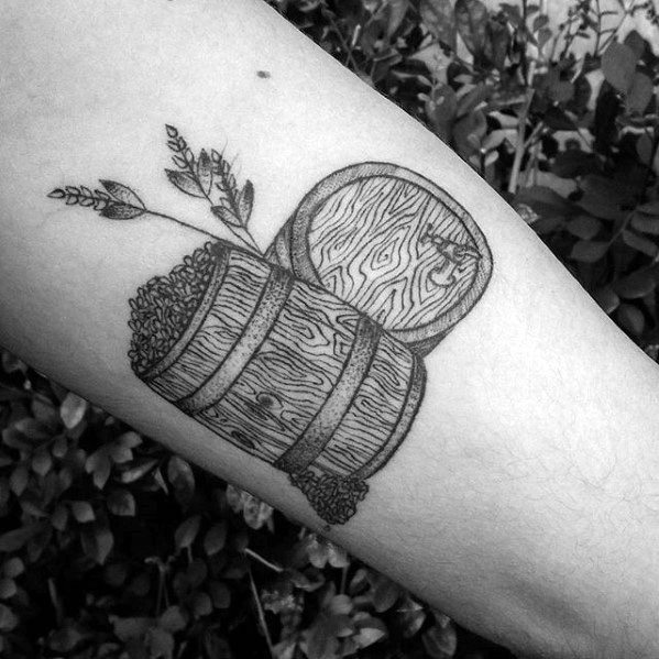 60 Bier Tattoo Designs für Männer - Hops Ink Ideen  