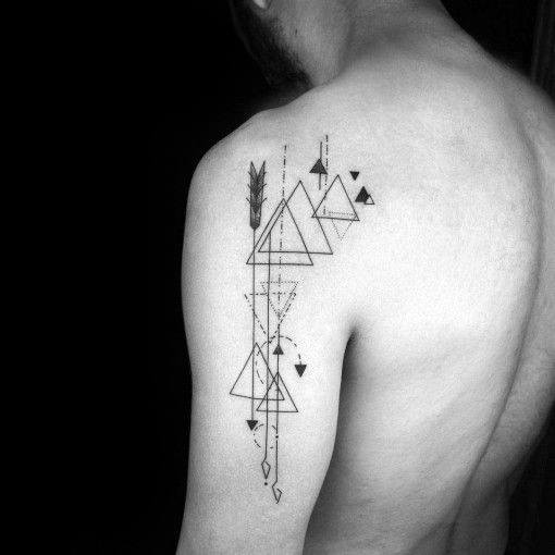 40 geometrische Pfeil Tattoo Designs für Männer - scharfe Geometrie Ideen  