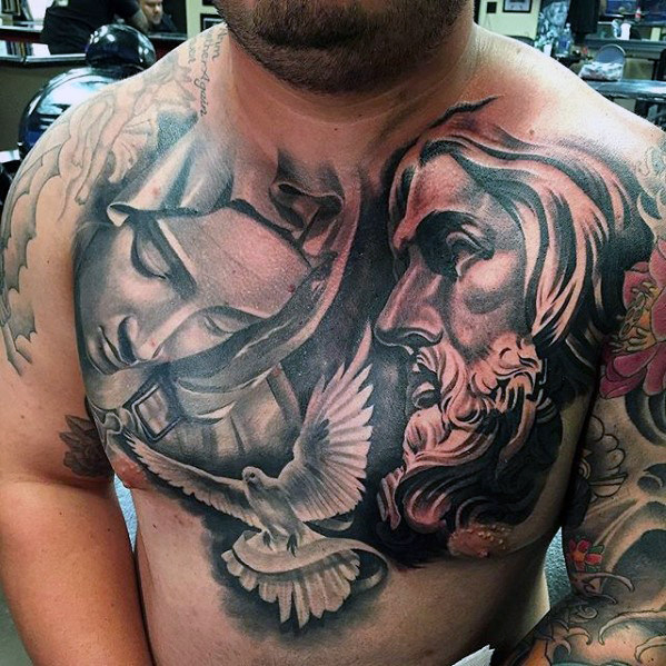 40 Jesus Brust Tattoo Designs für Männer - Chris Ink Ideen  