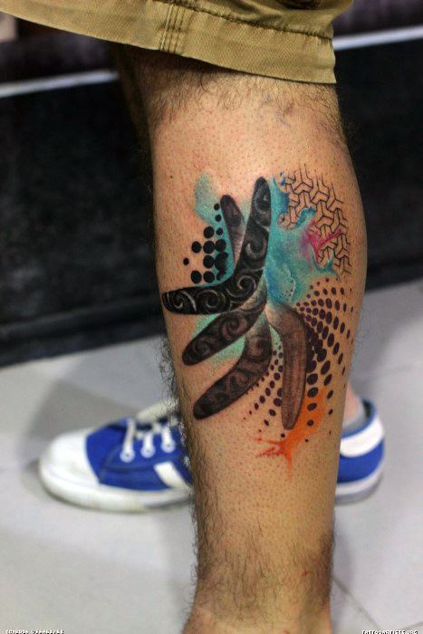 40 Boomerang Tattoo Designs für Männer - Curved Wood Ink Ideen - Mann