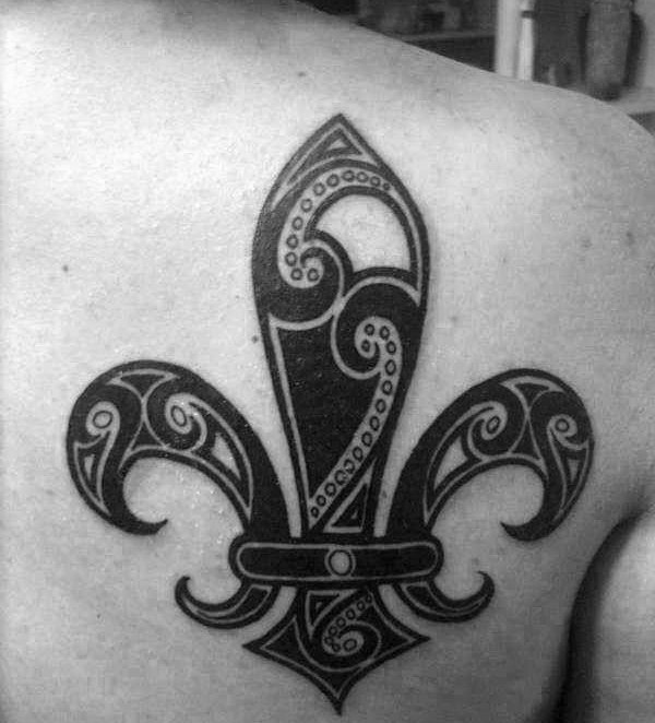 70 Fleur De Lis Tattoo Designs für Männer - stilisierte Lily Ink Ideen  