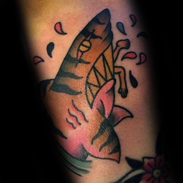 50 Tiger Shark Tattoo Designs für Männer - Sea Tiger Ink Ideen  