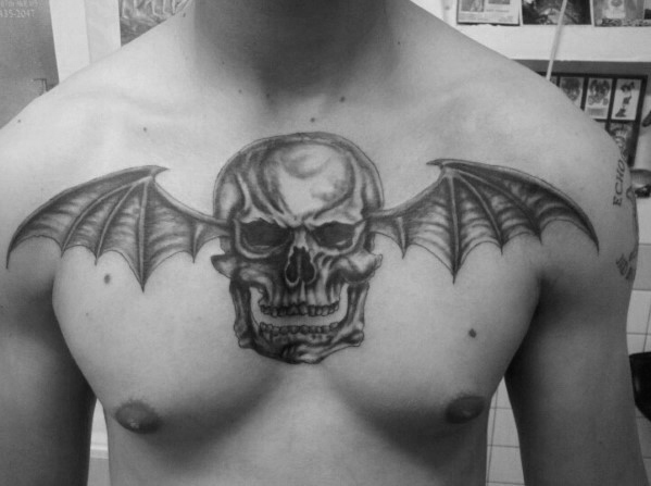 30 Deathbat Tattoo Designs für Männer - Winged Skull Ink Ideen  