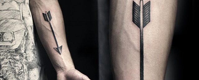 50 traditionelle Pfeil TattooDesigns für Männer BogenschießenIdeen