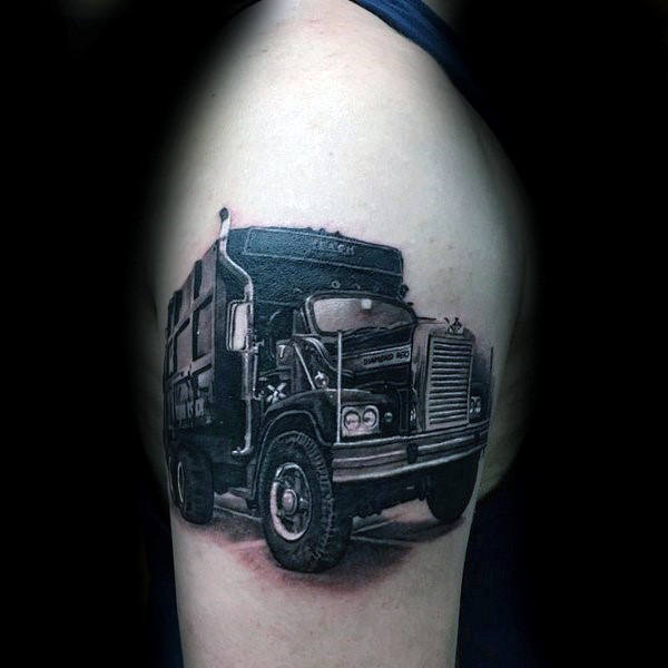 60 Truck Tattoos für Männer - Vintage und Big Rig Ink Design-Ideen  