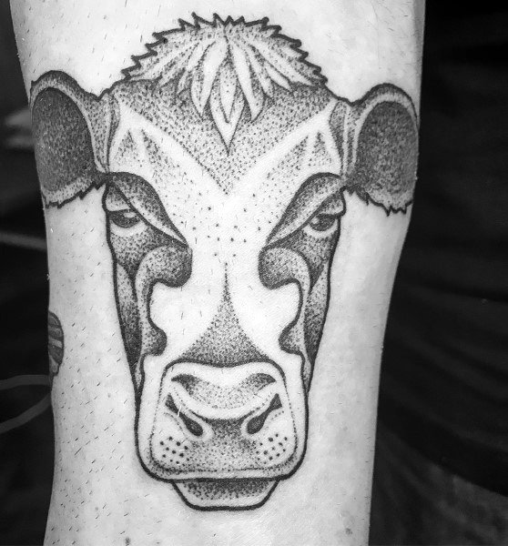 50 Kuh Tattoo Designs für Männer - Cattle Ink Ideen  