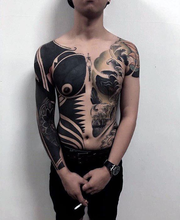 50 Brust Vertuschen Tattoos für Männer - Oberkörper Design-Ideen  