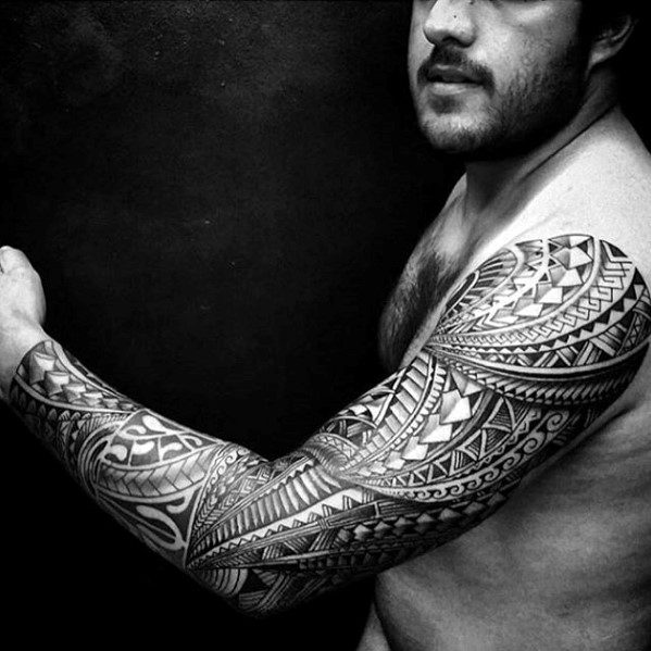 70 Awesome Tribal Tattoos für Männer - Masculine Ink Ideen  
