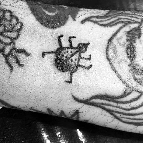 50 Fly Tattoo Designs für Männer - Insektentinte Ideen  