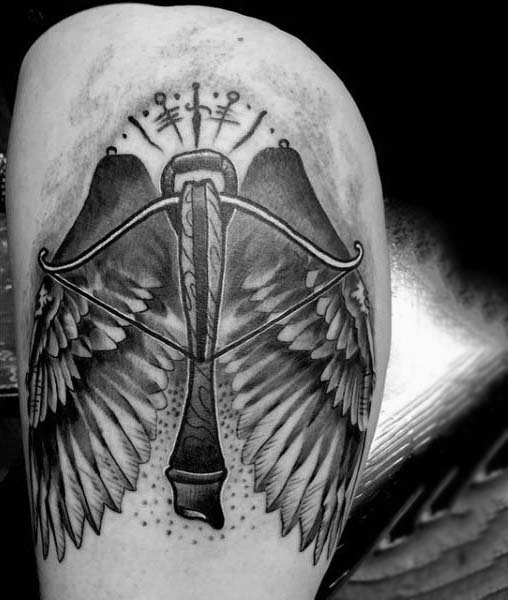50 Bogenschießen Tattoos für Männer - Bogen und Pfeil-Designs  