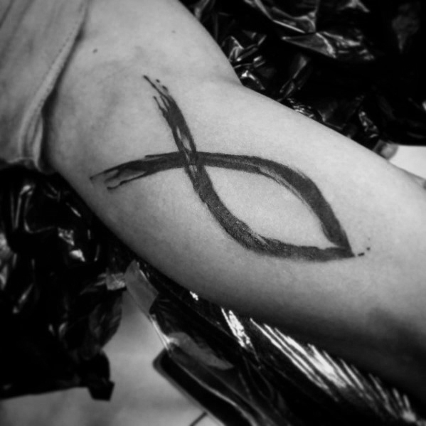 40 Ichthus Tattoo-Designs für Männer - Jesus Fisch Tinte Ideen  