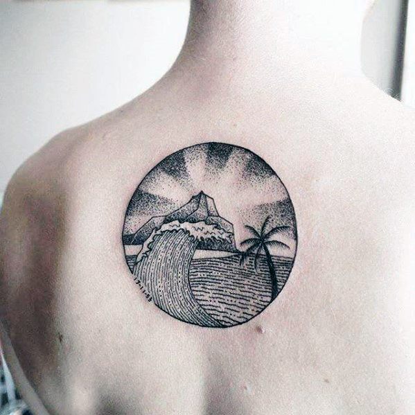 50 einfache Welle Tattoo Designs für Männer - Wasser Tinte Ideen  