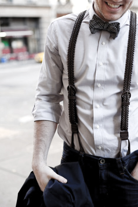 Wie trägt man Hosenträger mit Jeans für Männer - 30 Male Fashion Styles  