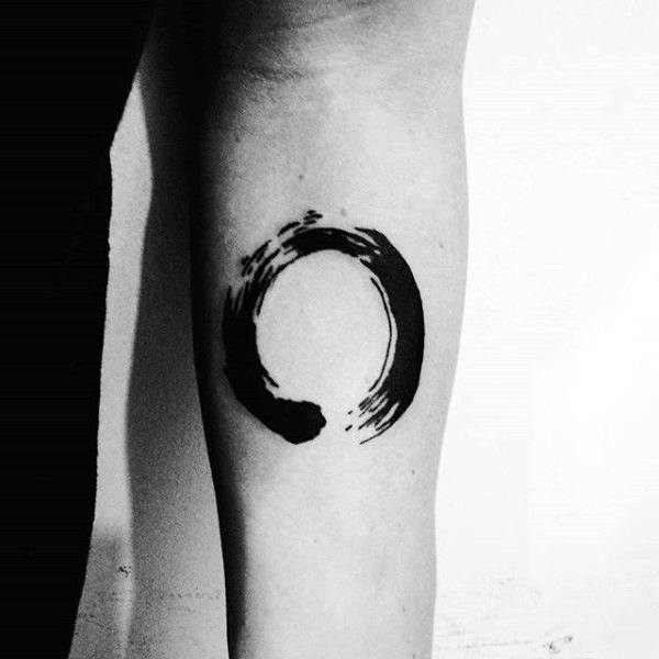 60 Enso Tattoo Designs für Männer - Zen japanische Tinte Ideen  