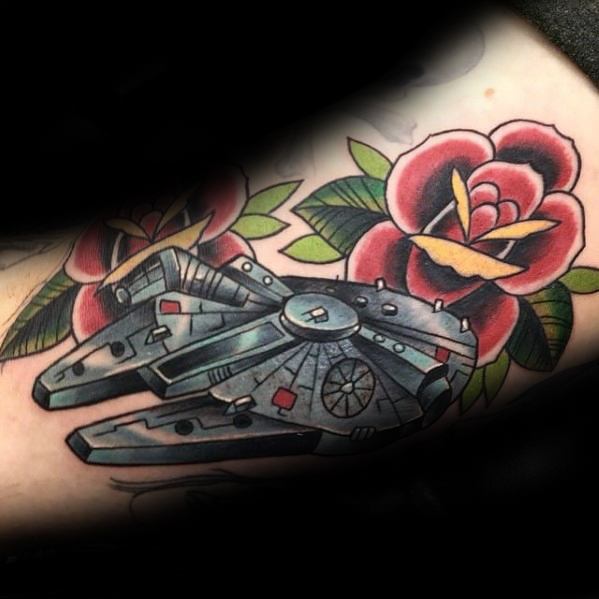 50 Millennium Falcon Tattoo Designs für Männer - Star Wars Ideen  