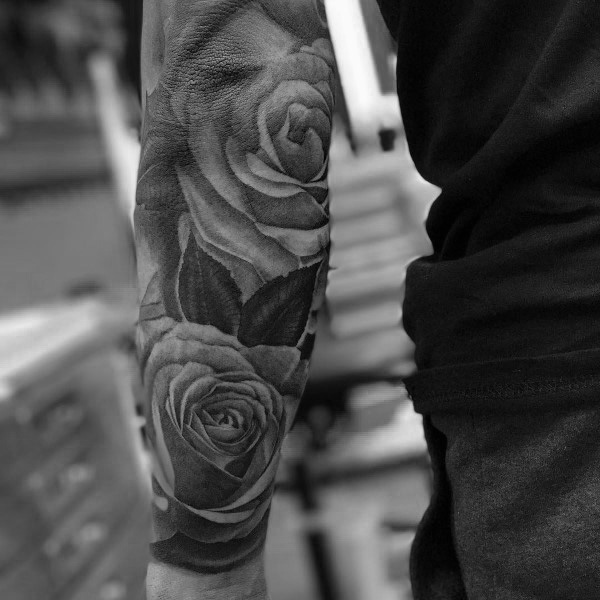 50 Badass Rose Tattoos für Männer - Blumen Design-Ideen  