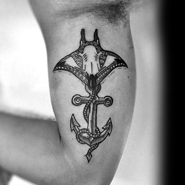 50 Manta Ray Tattoo Designs für Männer - Oceanic Ink Ideen  