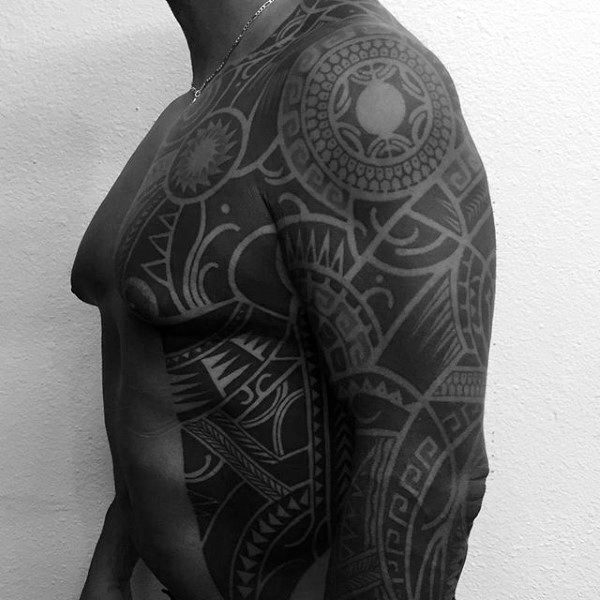 Top 40 besten Tribal Rib Tattoos für Männer - Manly Ink Design-Ideen  
