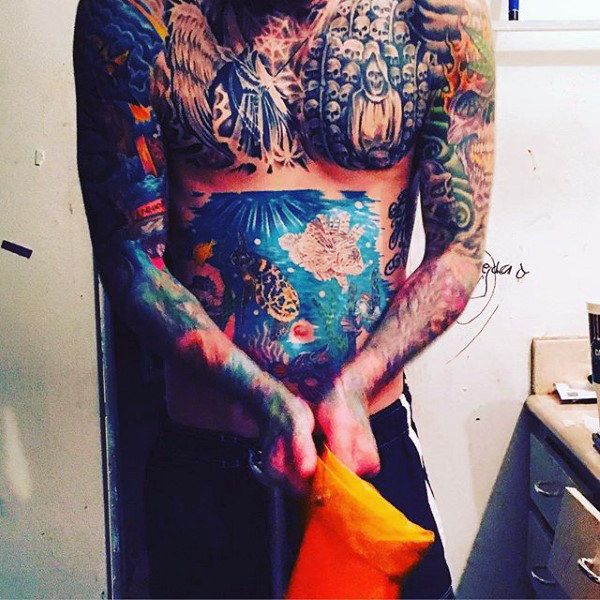 Top 100 besten Bauch Tattoos für Männer männliche Ideen Mann Stil