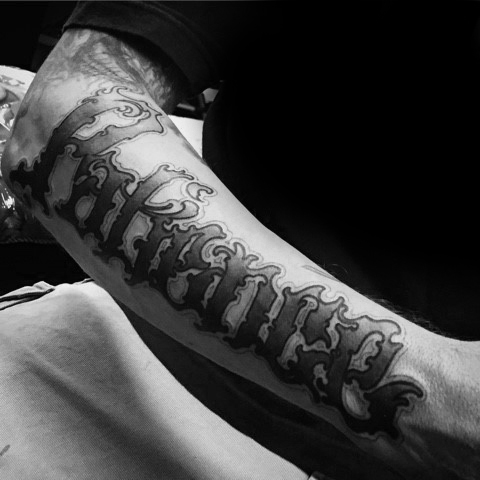 30 Patience Tattoo Designs für Männer - Word Ink Ideen  