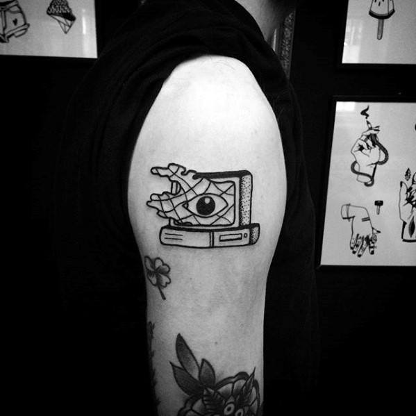 50 Computer Tattoo Designs für Männer - Technologie Tinte Ideen  