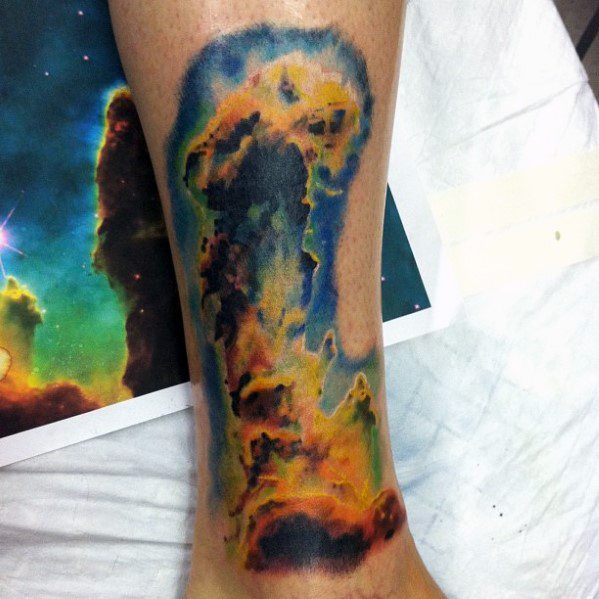 60 Nebula Tattoo Designs für Männer - interstellaren Wolken Ideen  