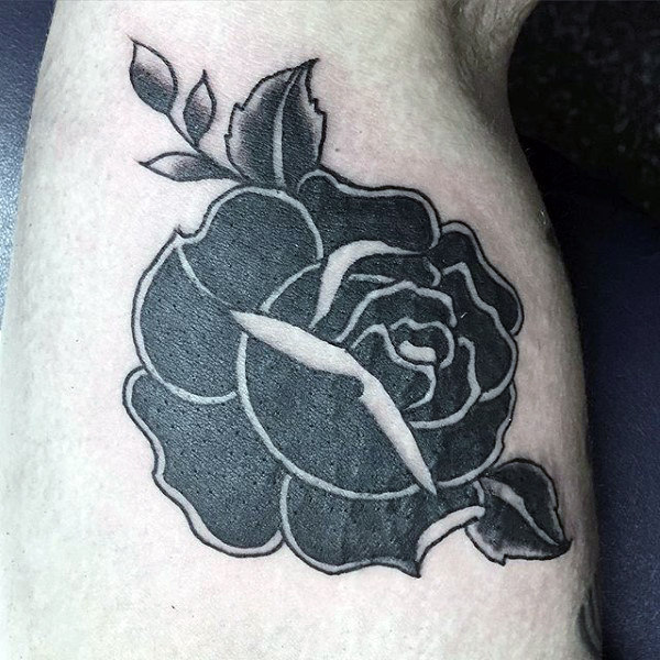 50 traditionelle Rose Tattoo Designs für Männer - Blumen-Tinte-Ideen  