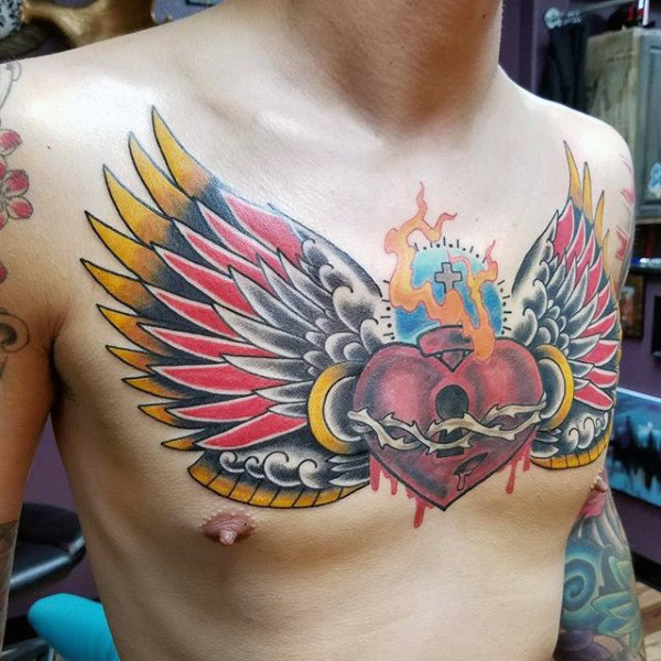 40 Wing Chest Tattoo Designs für Männer - Freedom Ink Ideen  