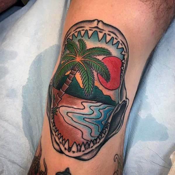 60 Shark Jaw Tattoo Designs für Männer - ein Biss Tinte Ideen  