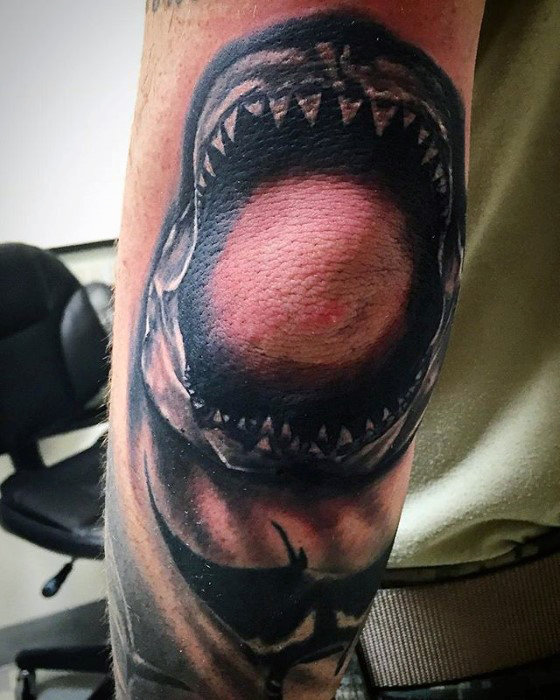 60 Shark Jaw Tattoo Designs für Männer - ein Biss Tinte Ideen  