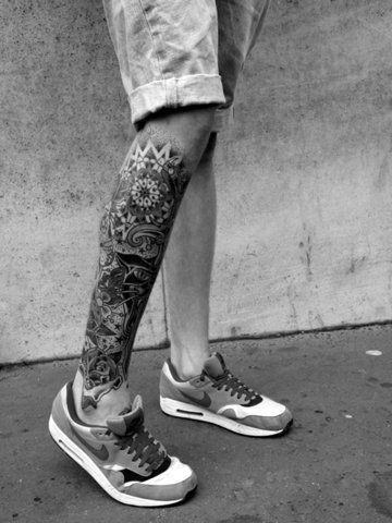 Top 75 beste Bein Tattoos für Männer - Tinte vom Knie bis zum Knöchel  