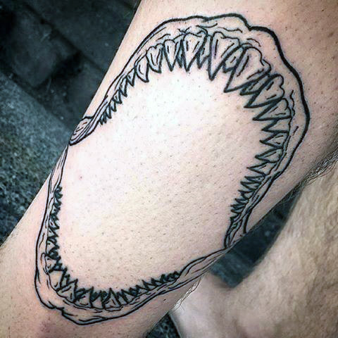 60 Shark Jaw Tattoo Designs für Männer - ein Biss Tinte Ideen  