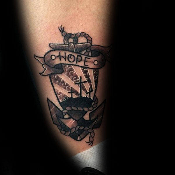 40 Hoffnung Tattoos für Männer - vier Buchstaben Wort Design-Ideen  