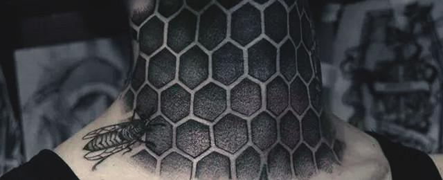 80 BienenwabenTätowierungsEntwürfe für Männer kühle HexagonTinten